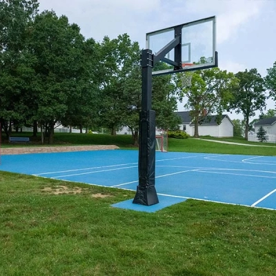 A multi-use play surface at Knaust Park has basketball hoops and hockey goals.